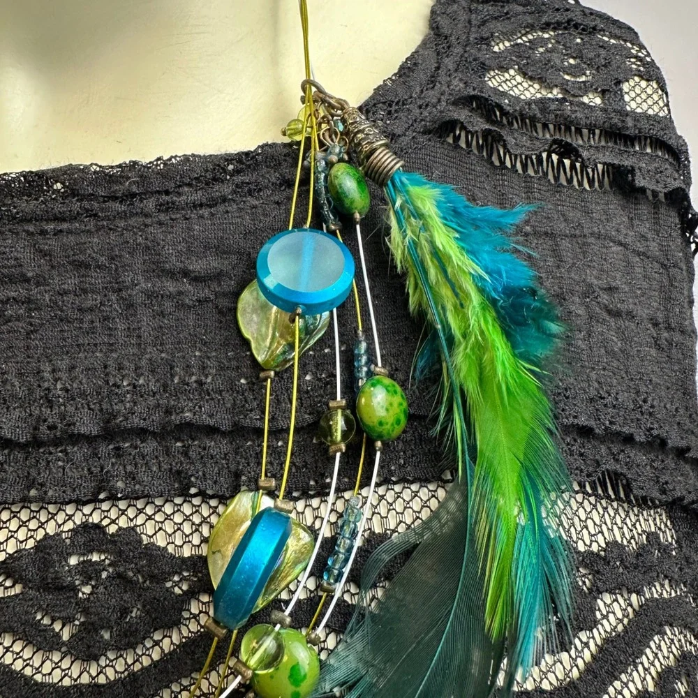 Boho Multi Strand Feather Necklace Turquoise Green Shell Bead Layered‎ Statement